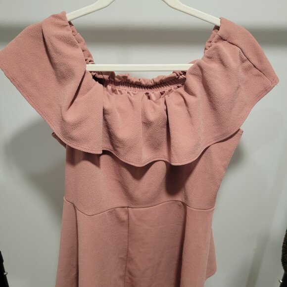 Pink Off‑The‑Shoulder Ruffle Blouse - Picture 10 of 10